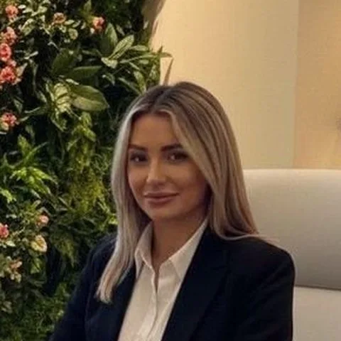 Emina Vehabović, Inhaberin und Pflegedienstleitung von Bavaria Vitalpflegedienst in München