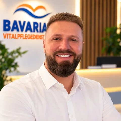 Nedim Bajrić, Ansprechpartner für Bewerbungen bei Bavaria Vitalpflegedienst in München